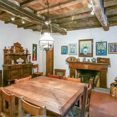 3 Bedroom In Stazzema